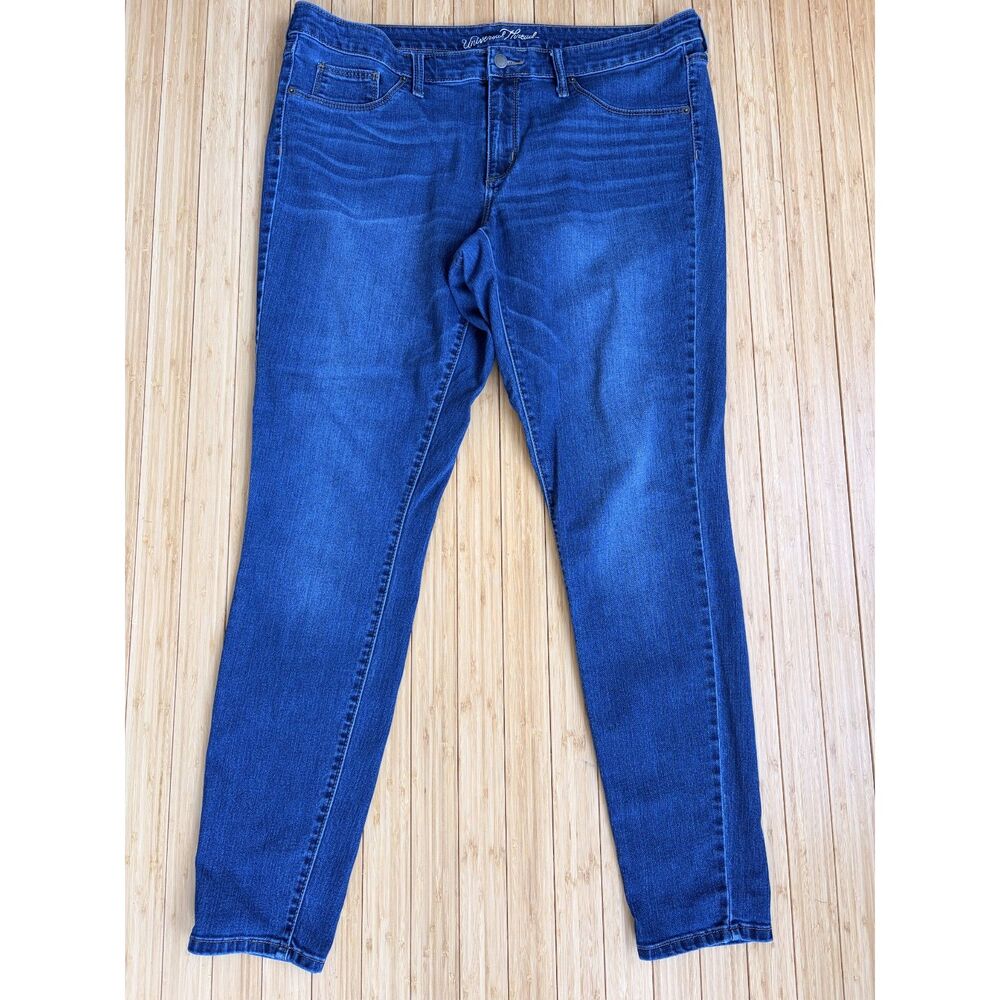 Universal Thread Women's Size 16L Mid Rise Jegging Jeans Long Stretch Denim